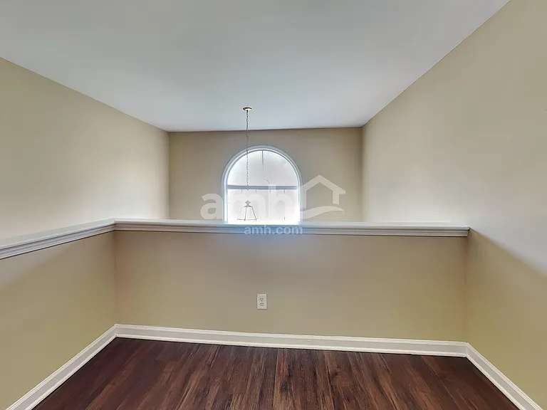 1852 Clear Springs Ln — Photo 24
