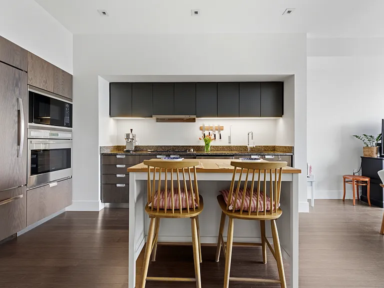 110 Stuart St #20 — Photo 4