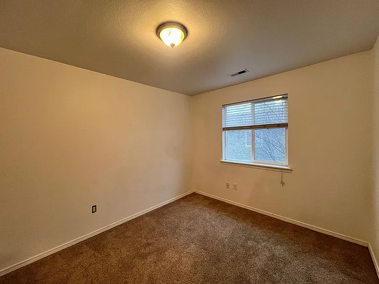 1620 W Lee St #3 — Photo 13