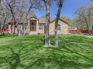 150 Elm Wood Dr, Elgin, TX 78621