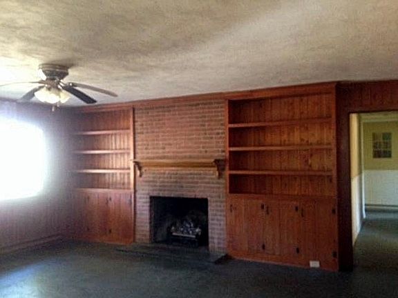 5th image of 305 N Tomlinson St