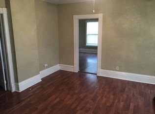 1007 10th St #1, Racine, WI 53403