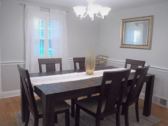 4th image of 26 Dartmouth St