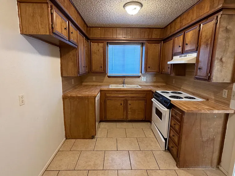 7407 Waco Ave #C — Photo 4