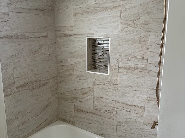 1712 N 35th Ave #1 — Photo 5
