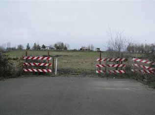 488 E Rolling Hills Dr, Eagle Point, OR 97524