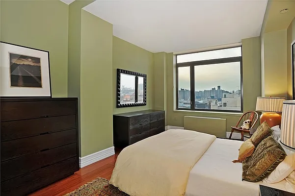 Sold by Corcoran | media 23