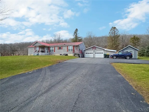 2105 State Route 8, Leonardsville, NY 13364