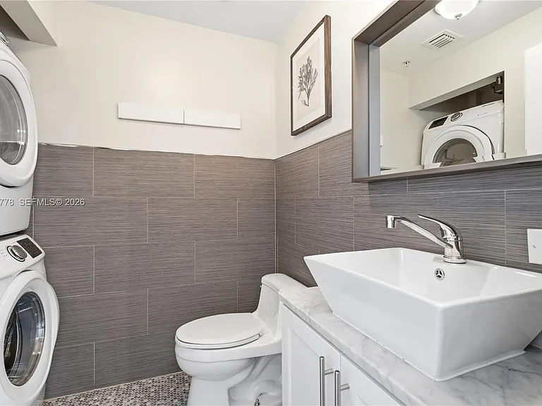 3470 E Coast Ave #H0908 — Photo 10