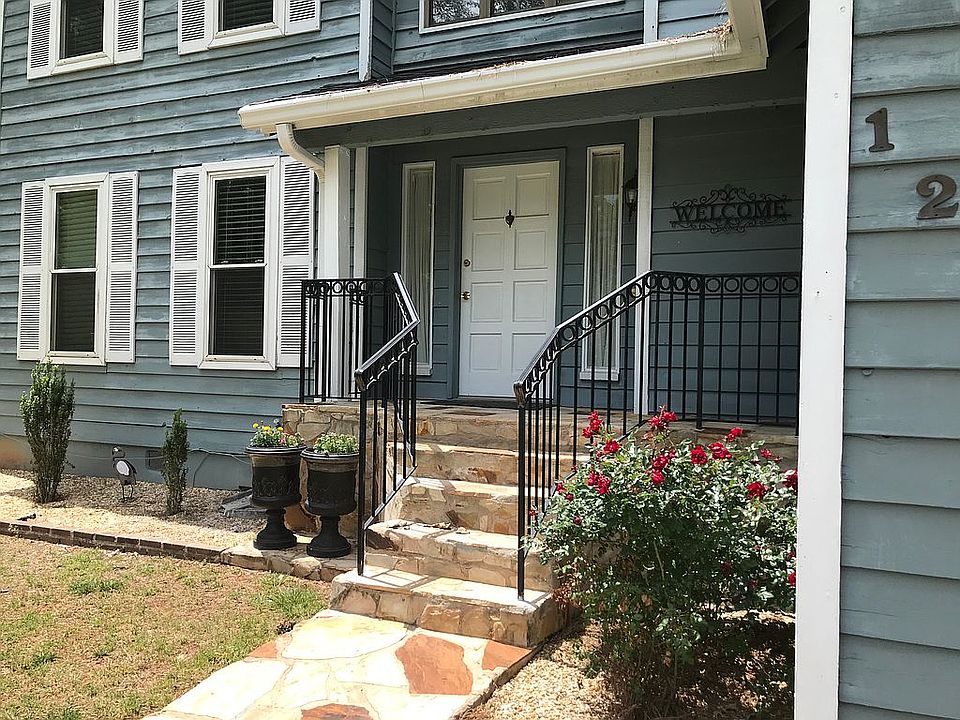 2nd image of 1243 Murdock Rd