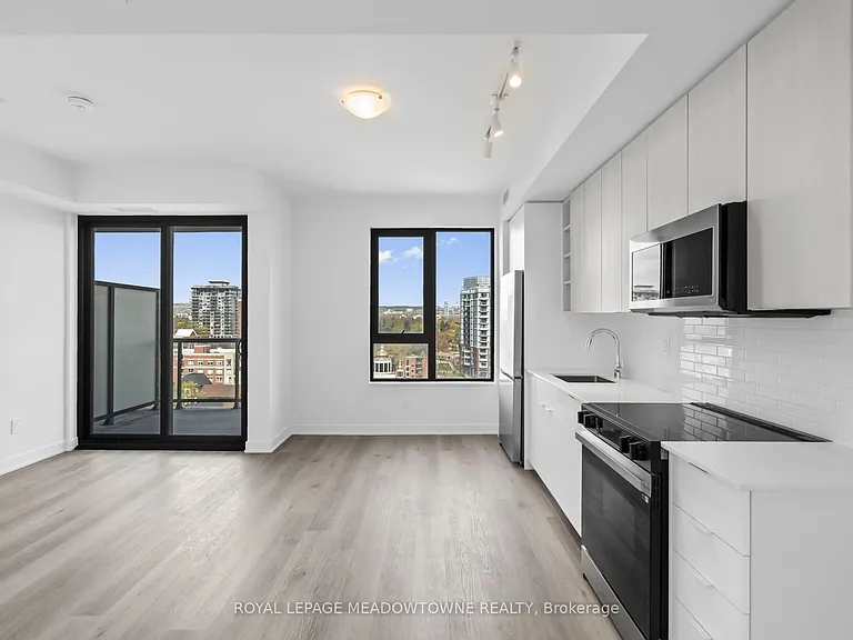 2075 Lakeshore Rd #902 — Photo 4