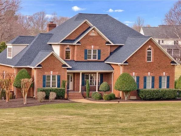 1858 Autumn Breeze Pl, Oilville, VA 23129