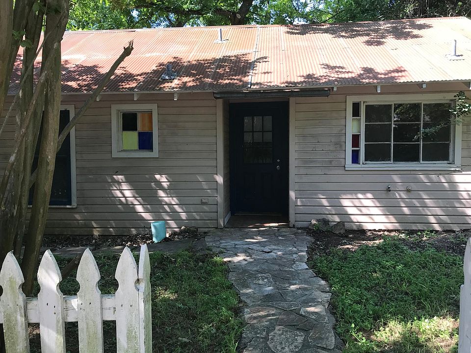 1st image of 114 Nance St