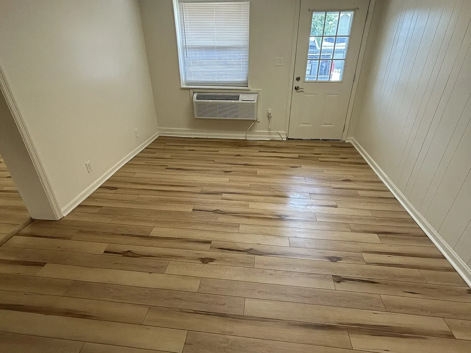 1 bed, $825 — Photo 2