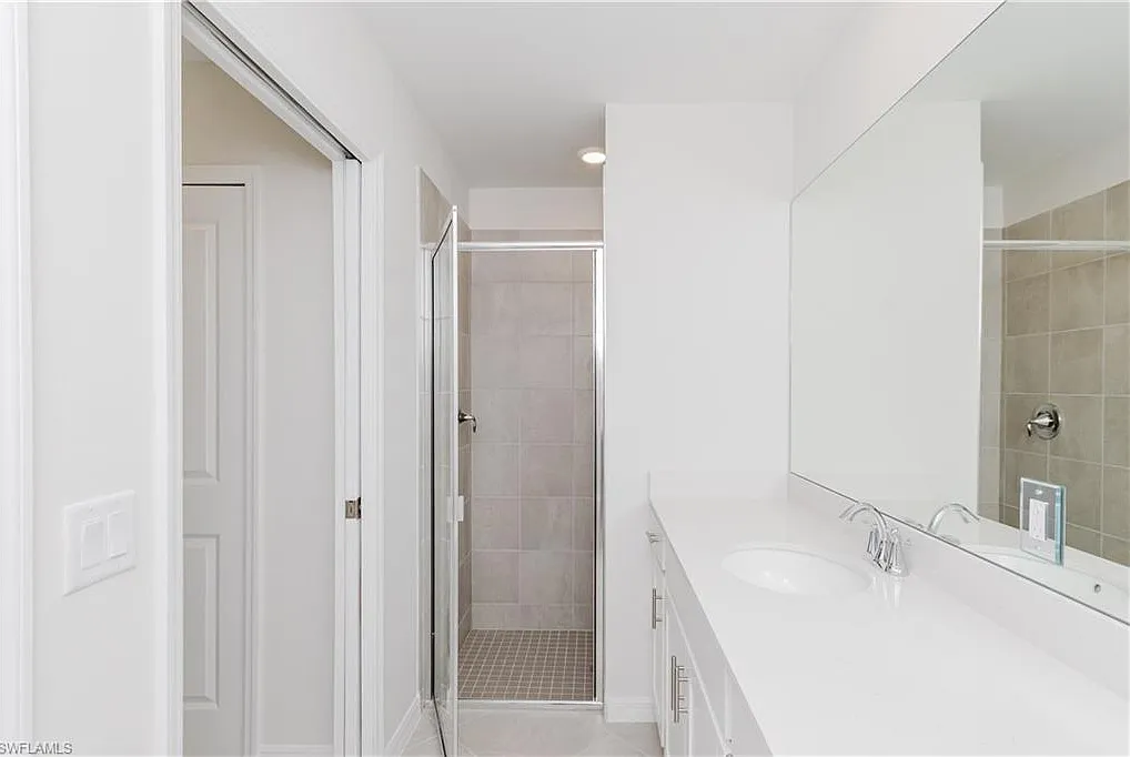18411 Copperhead Ct N #314 - The National - Kubik — Photo 4