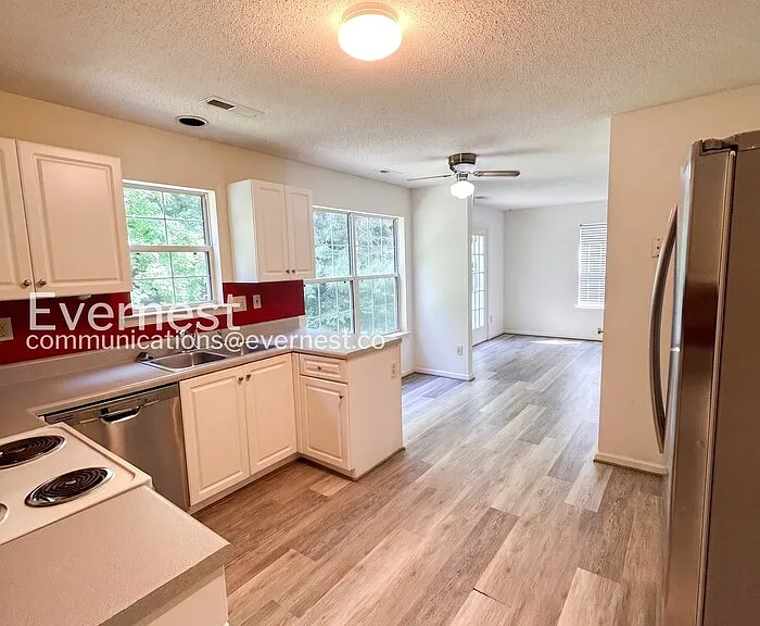 3985 Longhill Station Rd — Photo 2
