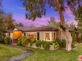 734 Rim Rd, Pasadena, CA 91107