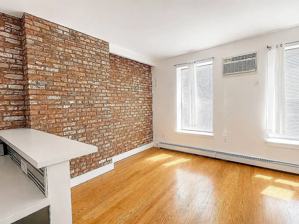 252 Schenectady Ave #2C