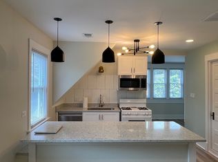 7719 Wilcox St APT 2, Forest Park, IL 60130