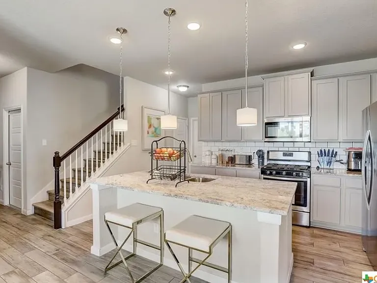15306 Comanche Grv — Photo 13