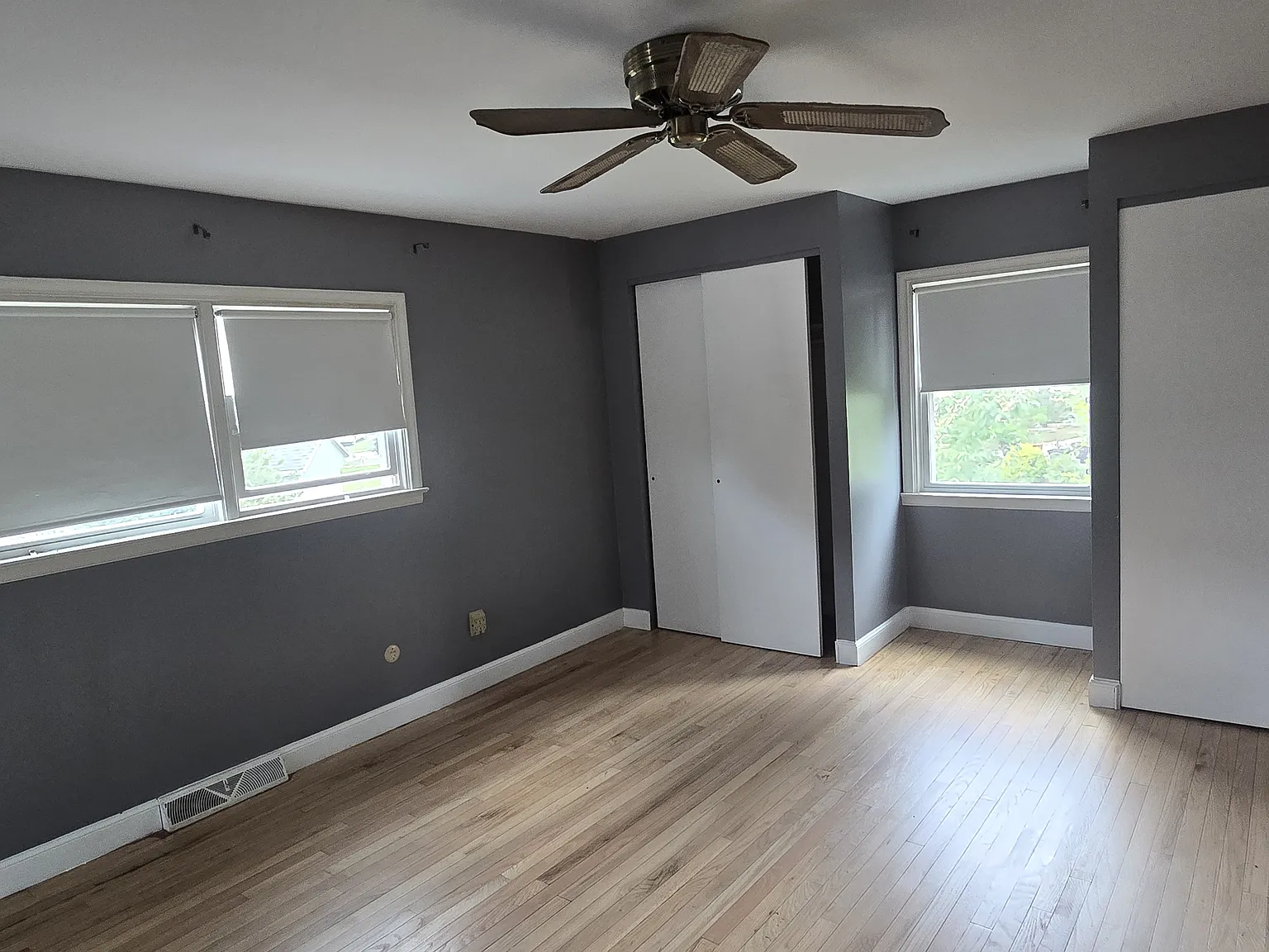 4 bed, 2.5 bath, 1656 sqft, $2,400 — Photo 3