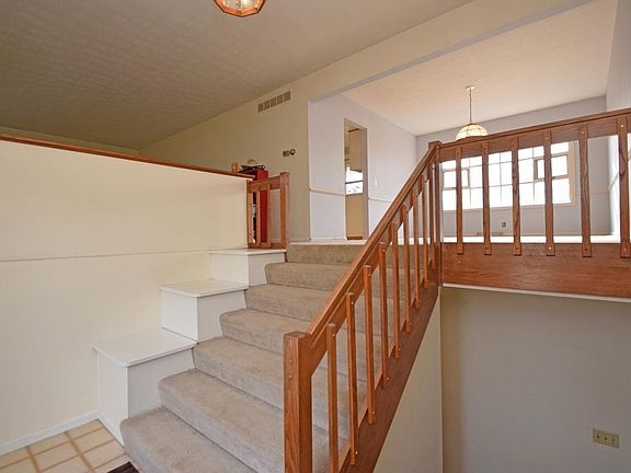 3rd image of 2287 Jamestown Pl