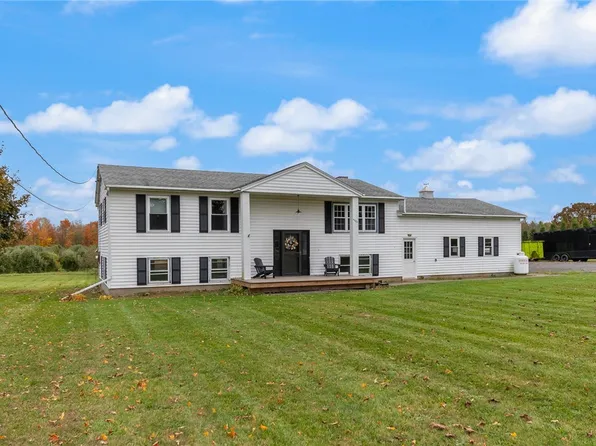 4960 Maple Ridge Rd, Marion, NY 14505