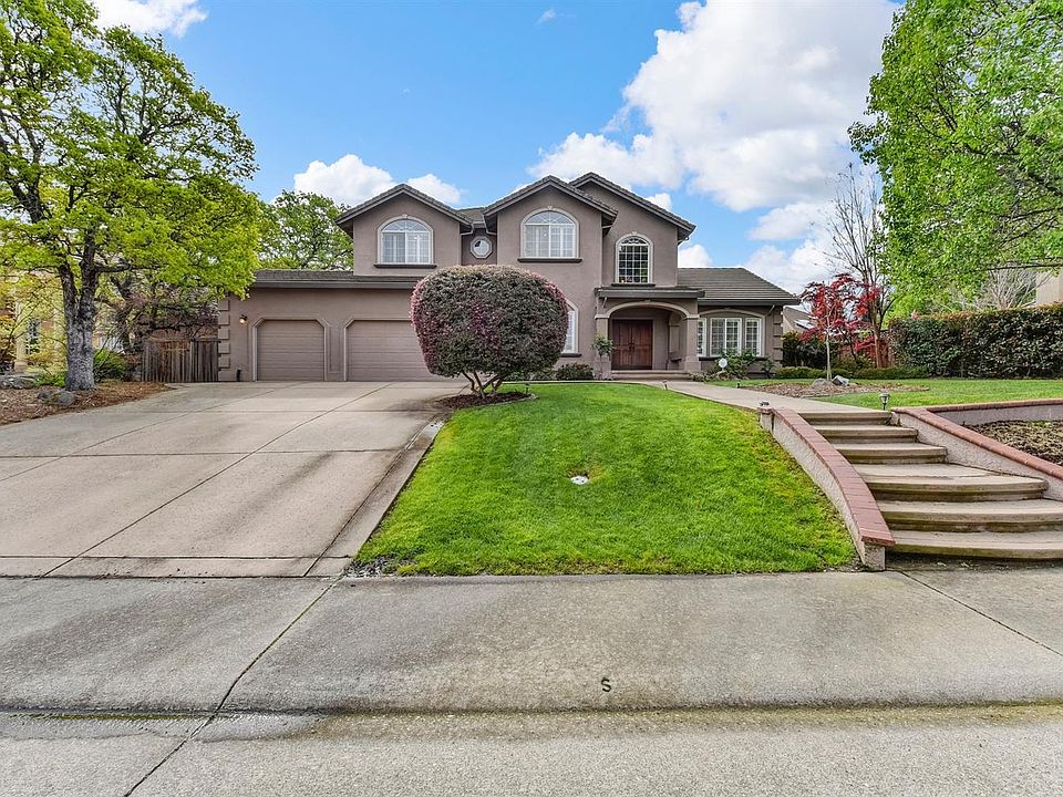 2nd image of 255 American River Canyon Dr