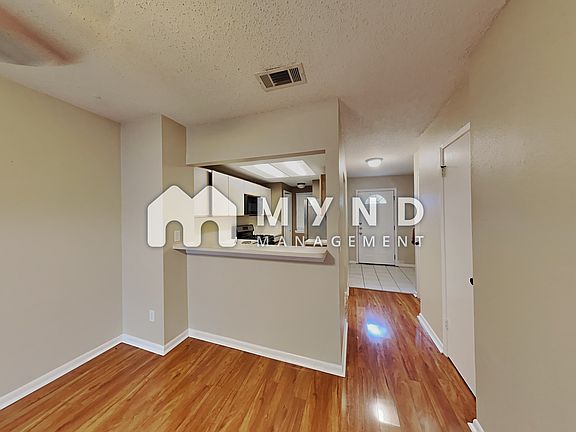 4th image of 2808 Grants Lake Blvd