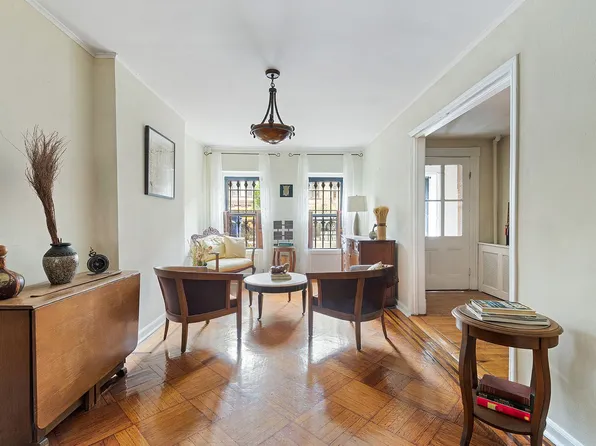 156 Bainbridge Street 1 image 3 of 11
