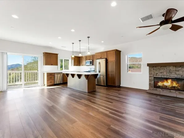 230 W Noakes St, El Cajon, CA 92019