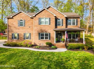 8016 Walker Rd, Knoxville, TN 37938