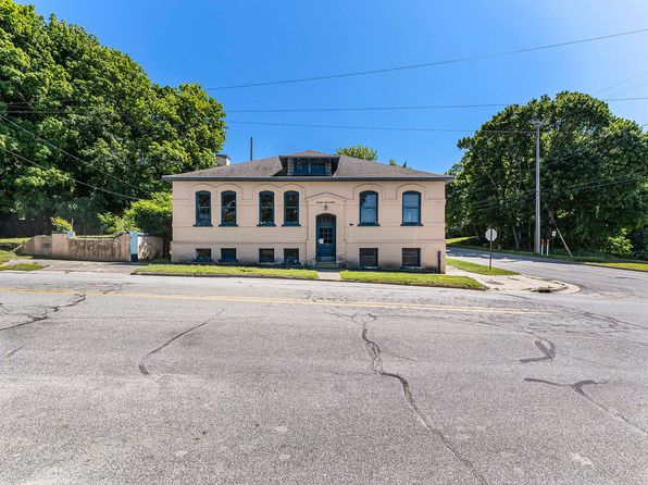 427 Water St, Manistee, MI 49660