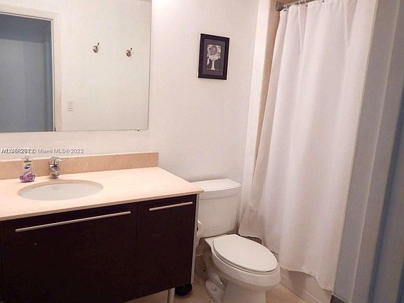 5th image of 1900 N Bayshore Dr APT 2703
