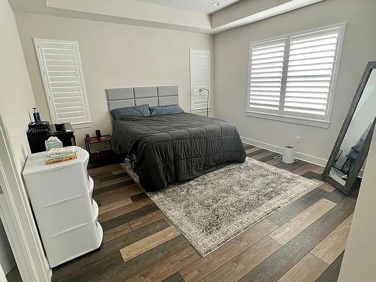 2084 Paragon Cir E — Photo 11