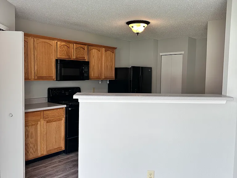 15162 Beam St — Photo 7