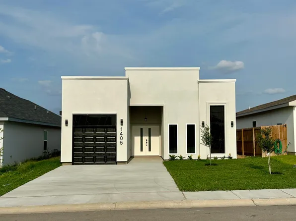 1405 Los Estribos Dr, Laredo, TX 78043