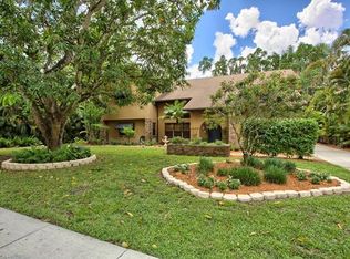 1408 Winkler Ave, Fort Myers, FL 33901