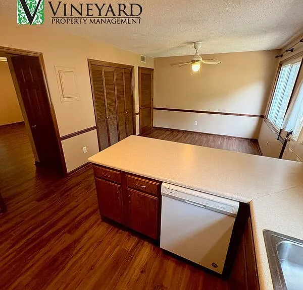 1065 Sand Wedge Cir NW — Photo 9