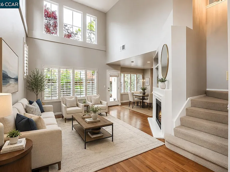 435 Regal Lily Ln — Photo 4