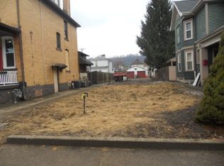 1903 4th Ave, Beaver Falls, PA