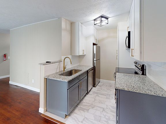 Fully Renovated Kitchen