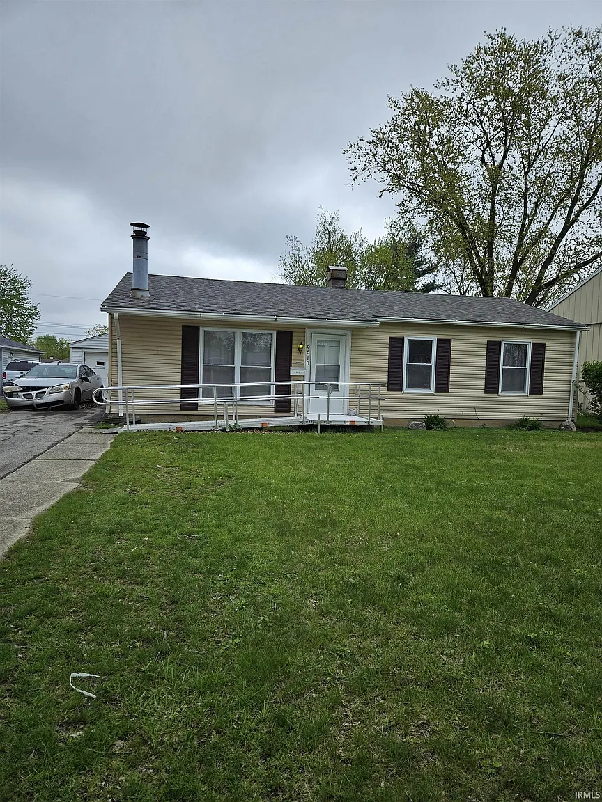 6610 Bittersweet Dr photo 1