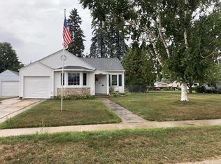 2816 36th St, Two Rivers, WI 54241