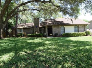 2403 Fallen Tree Dr W, Jacksonville, FL 32246