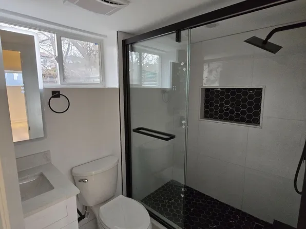 83 Florence Ave, Toronto, ON M2N 1G2