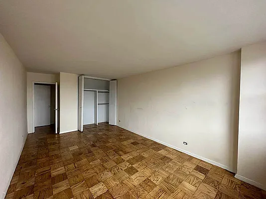 Rented by Bond New York | media 6