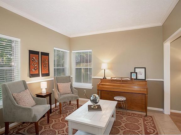 4th image of 14647 Saint Cloud Dr