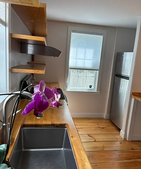 6 Pleasant St #1 — Photo 7