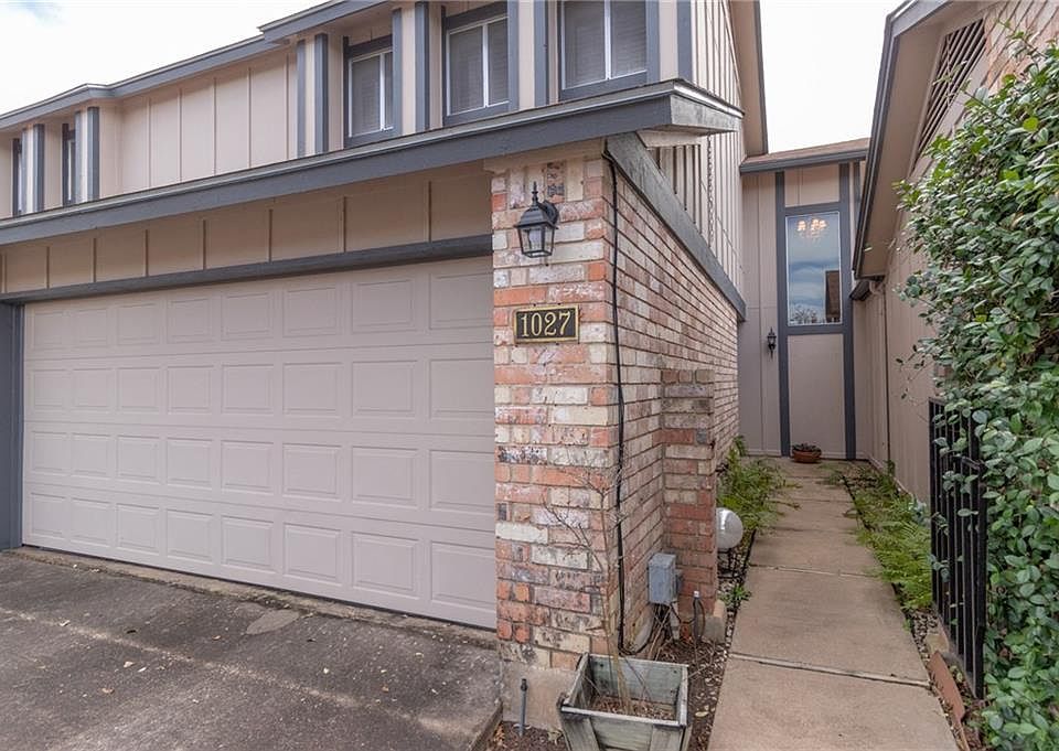 1st image of 1027 Verbena Dr